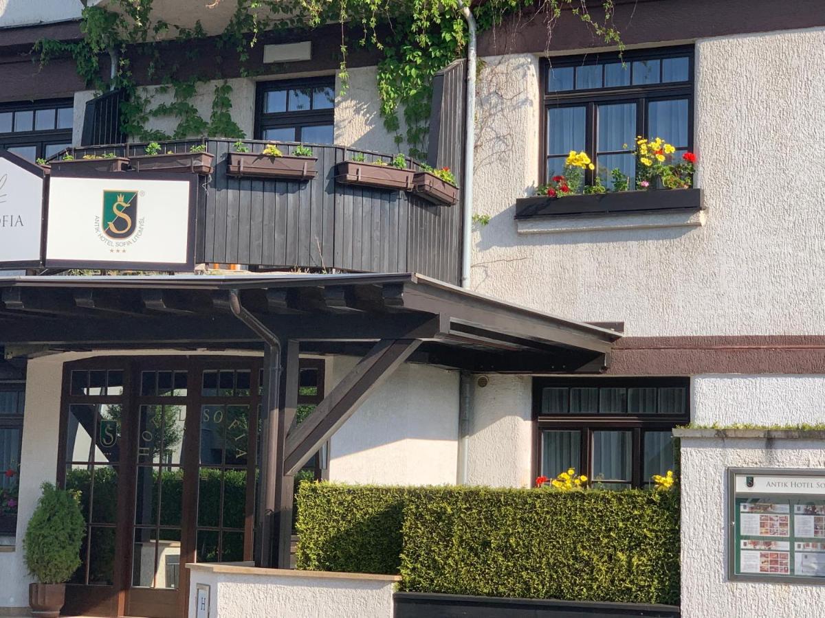 Antik Hotel Sofia リトミシュル エクステリア 写真