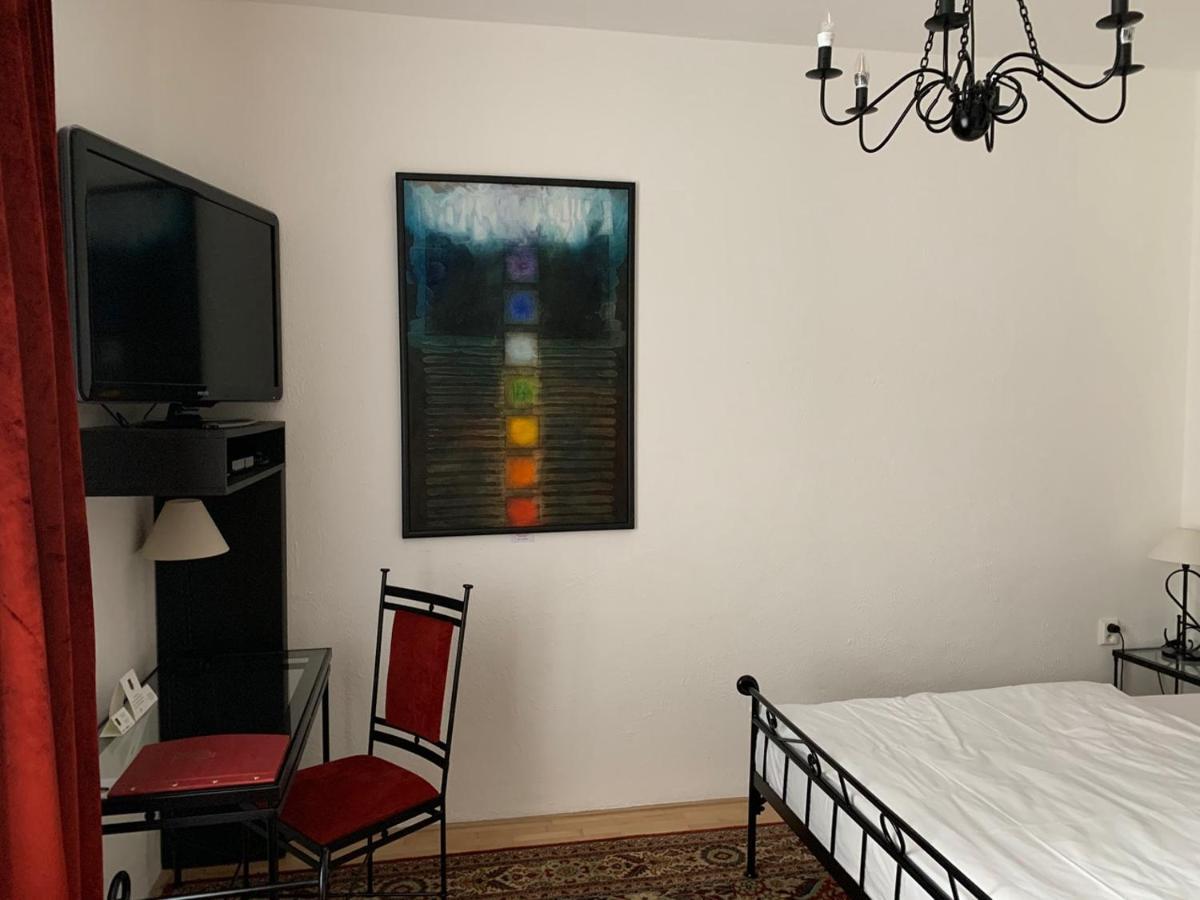 Antik Hotel Sofia リトミシュル エクステリア 写真