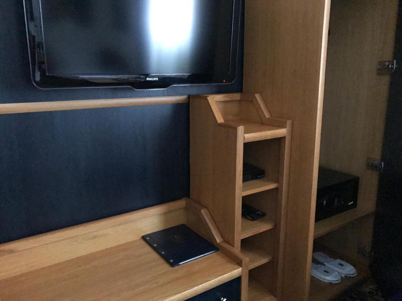 Antik Hotel Sofia リトミシュル エクステリア 写真